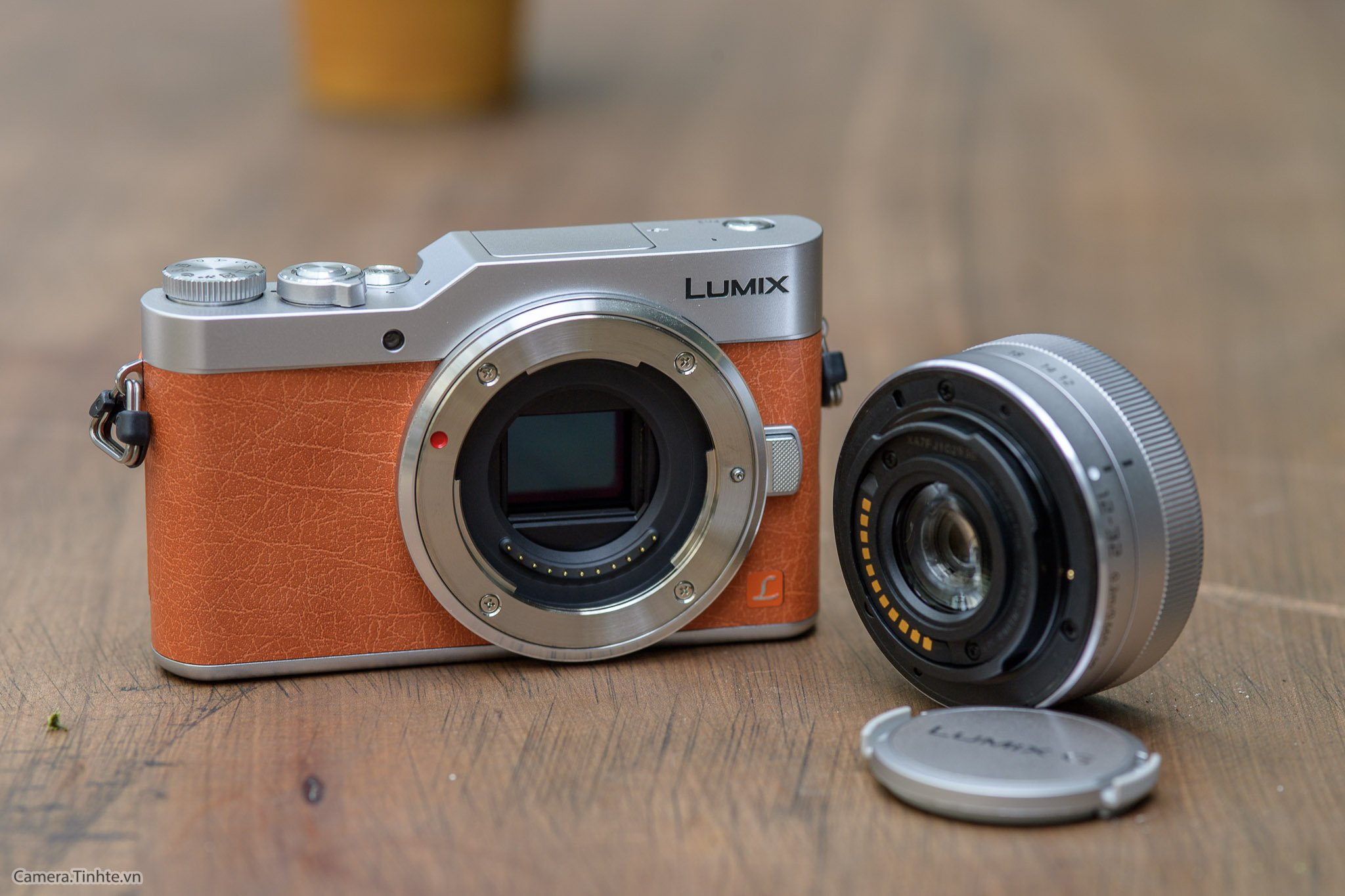 panasonic Lumix DC-GF9